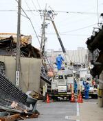 　石川県輪島市で進む電気の復旧工事＝２３日午後