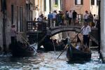 　観光客らで混雑するイタリア・ベネチア＝２０２１年９月（ロイター＝共同）