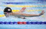 　女子５０メートルバタフライ決勝　力泳する銅メダルの池江璃花子＝杭州（共同）