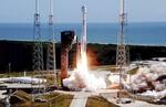　フロリダ州のケープカナベラル宇宙軍基地から打ち上げられるボーイングの新型宇宙船「スターライナー」を搭載したロケット＝５日（ＮＡＳＡテレビから）