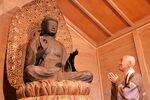 大日寺の木造阿弥陀如来坐像＝２０２２年７月19日、鳥取県倉吉市桜