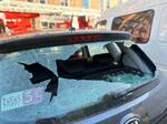 　１３日、ロシア・ベルゴロドで、窓ガラスが割れた車（グラトコフ・ベルゴロド州知事提供・ロイター＝共同）